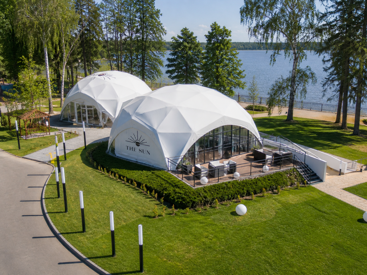 Luxury Ramadan tent in UAE with modern seating, buffet setup and air-conditioned space for iftar and suhoor events