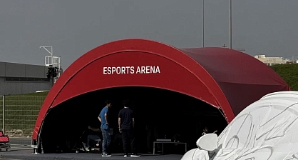 Arch tent for Porsche sport event in Dubai