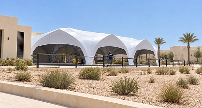 DUBAI-family arch tent for a summer restaurant, exterior