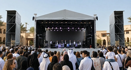 تهيئة خيام فعاليات بمساحة 3000 م² لمهرجان يستقبل 5000 ضيف
