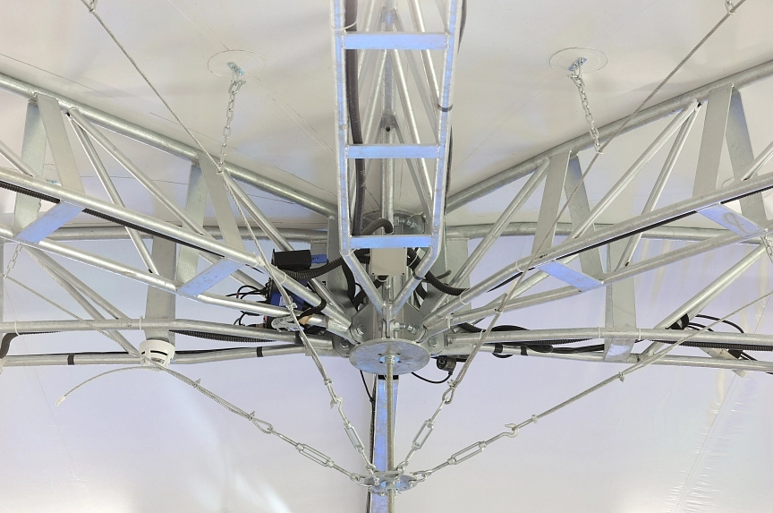 Metal structure of the tent