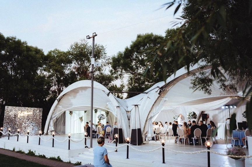 Exclusive tent project for the yacht club