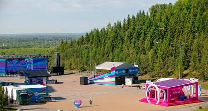 Aerial filming of branded structures for marketplace retail spaces in Eastern Europe