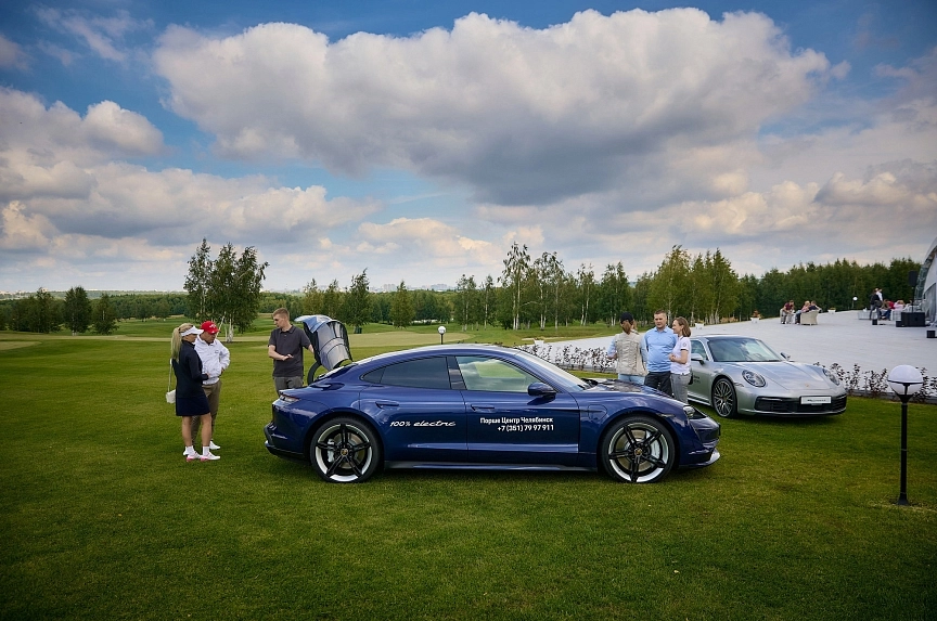 Luxury arch tent HEXA – bespoke premium event structure Middle East