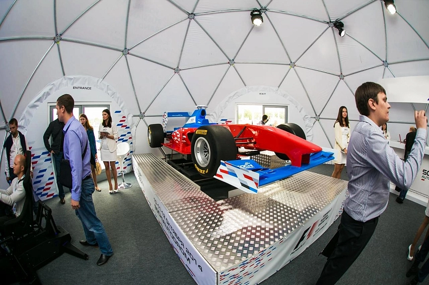 Pop-up exhibition in dome tent