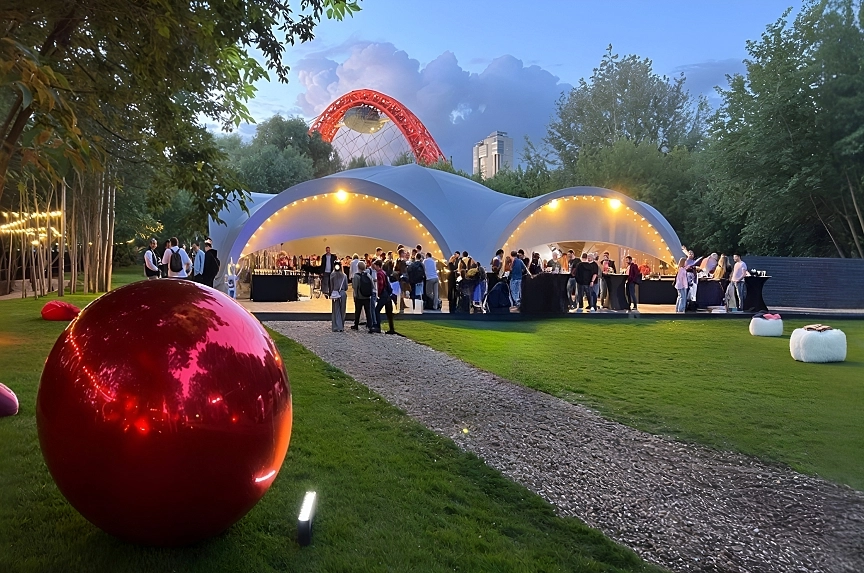 ARCH TENT DF 1000/10×3/10 at park 