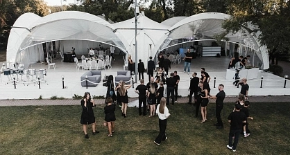 Installation of a tent for a yacht club in the heart of Eastern Europe