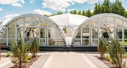 Arch tent for weddings
